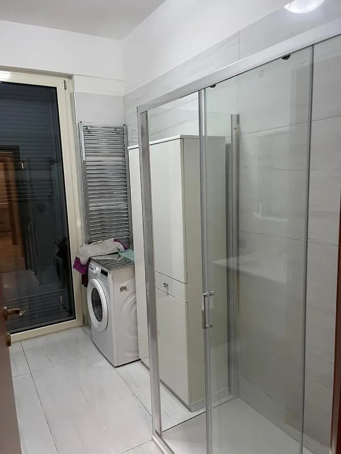 Appartamento Privato A Piacenza Con 3 Camere Matrimoniali Apartment