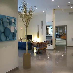 3* Hotel Idea